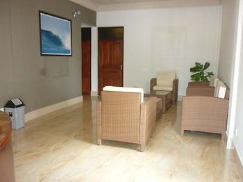 Batuta Maldives Surf View Hotell Thulusdhoo Exteriör bild