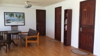 Batuta Maldives Surf View Hotell Thulusdhoo Exteriör bild